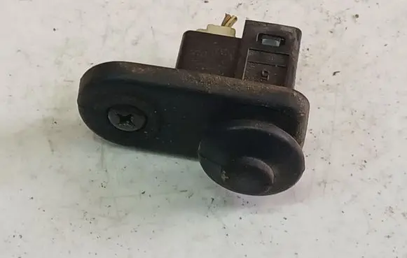 Mitsubishi Grandis Front door sensor coupe 58230
