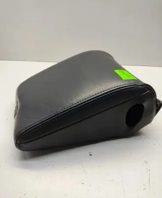Mitsubishi Outlander Armrest