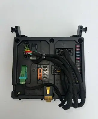 Ford Galaxy Fuse module S120042300A 7M3962258AD