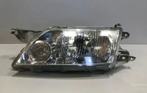 Mazda Premacy Headlight/headlamp 082161143L