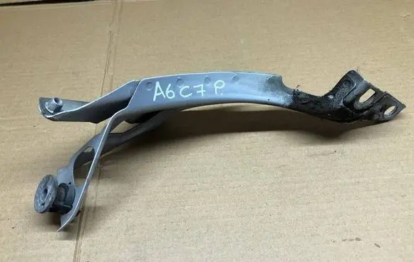 Audi A6 S6 C7 4G Fender mounting bracket 4G0821136A