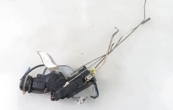Suzuki Grand Vitara I Front door lock