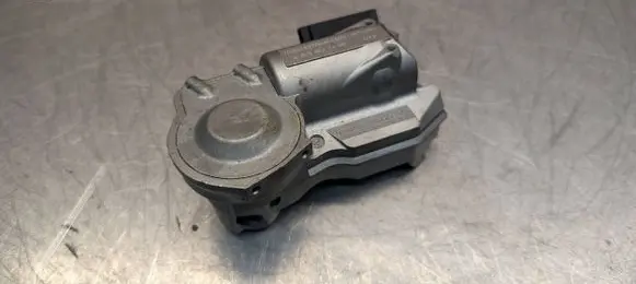 Mercedes-Benz C W203 Steering wheel lock A2034621130 7020241780401101 15112004