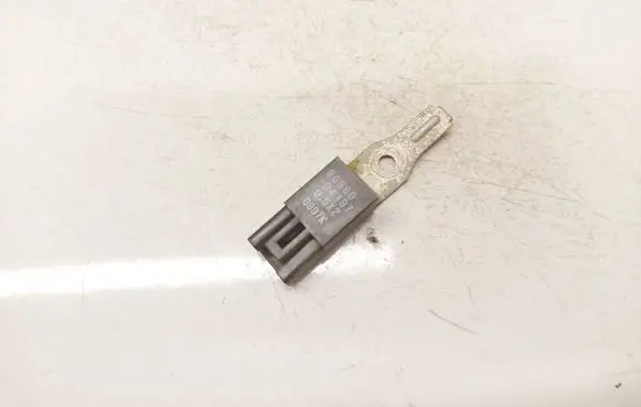 Toyota RAV 4 (XA30) Other relay 9098004197