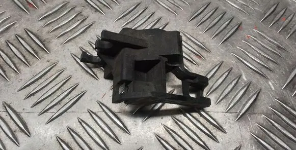 Volkswagen Transporter - Caravelle T5 Radiator mount bracket 7H0422846A