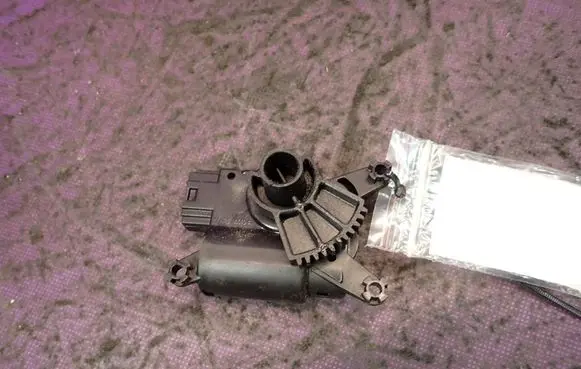 Fiat Punto (199) A/C air flow flap actuator/motor 