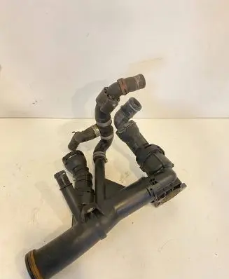 Thermostat/thermostat housing