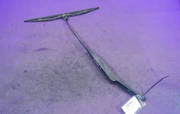 Fiat Panda 141 Front wiper blade arm