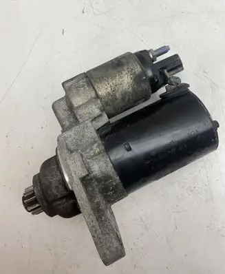 Volkswagen PASSAT CC Starter motor 0001121408