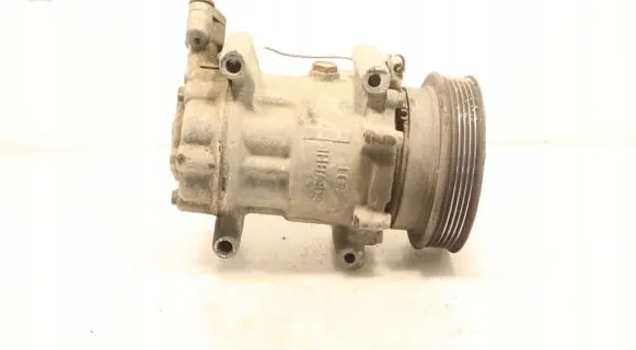 Renault Clio II Air conditioning (A/C) compressor (pump)