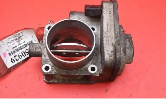 Volkswagen Polo Throttle body valve 038128063C