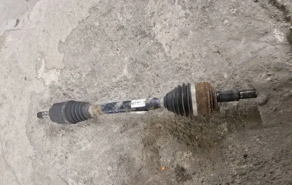 Renault Laguna III Front driveshaft 391016312R