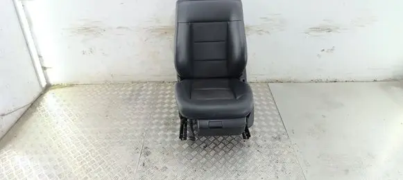 Mercedes-Benz E W212 Front driver seat