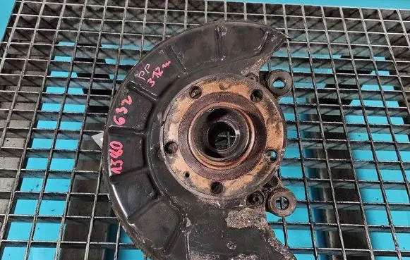 Volkswagen Tiguan Front wheel hub spindle knuckle IMPRK1580632
