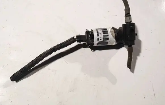 Nissan Note (E11) Windscreen/windshield washer pump 060317 251391