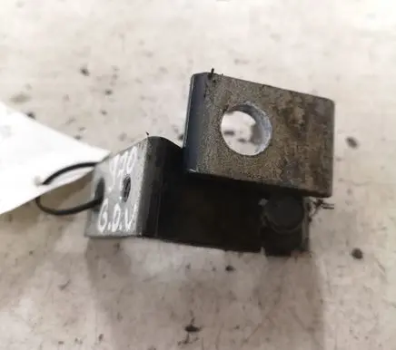 Audi A4 S4 B8 8K Rear door upper hinge 8K0831402
