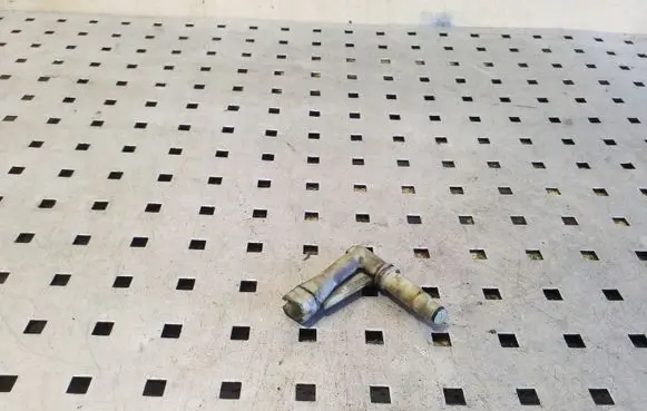 Volkswagen PASSAT B8 Clutch pipe/line 