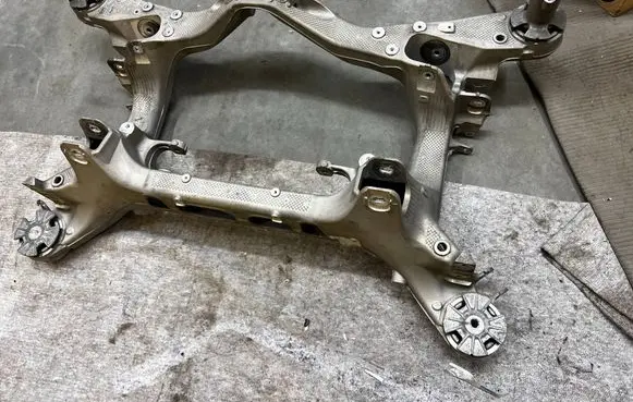 Porsche Panamera (970) Rear subframe 970331051