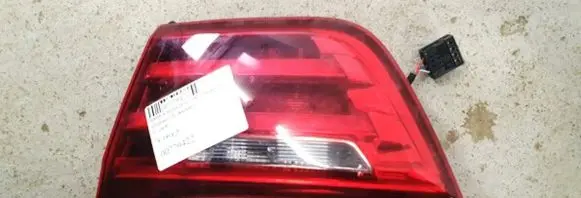 BMW 4 F32 F33 Tailgate rear/tail lights 63217296102 618302