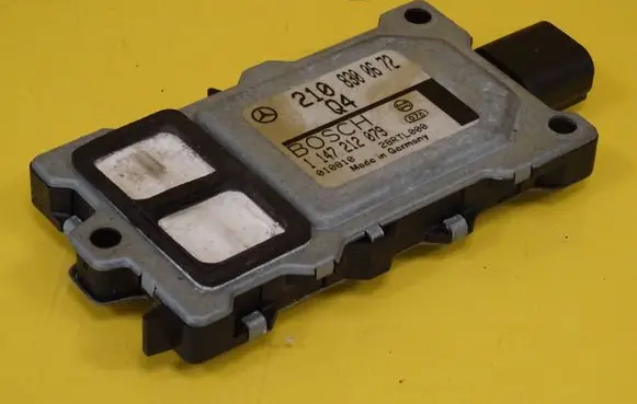 Mercedes-Benz E W210 Reducing agents exhaust control unit 2108300672