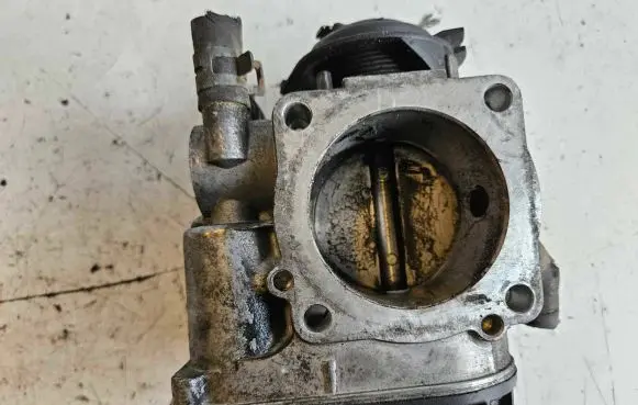 Audi A3 S3 8L Throttle valve 06A133064J 408237111012