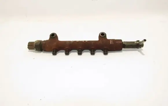 Subaru XV Fuel main line pipe