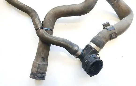 Ford Kuga I Engine coolant pipe/hose 3015232 8v418286aa