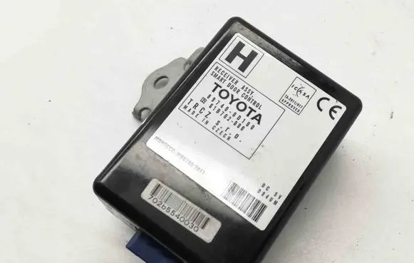 Toyota Yaris Other devices 897400D100