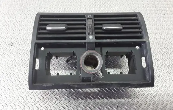 Audi A8 S8 D2 4D Rear air vent grill 4D0819203G
