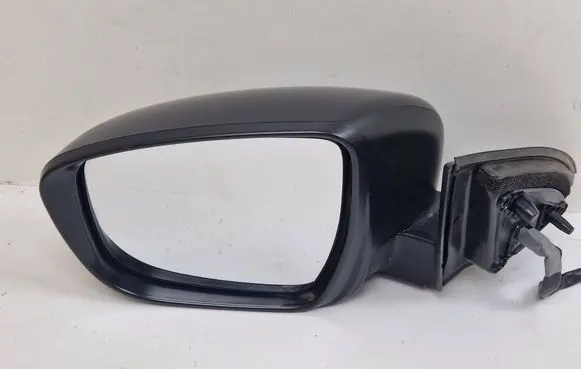 Nissan Qashqai Front door electric wing mirror E11038139