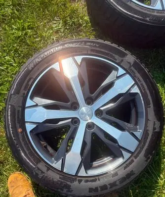 Peugeot 3008 II R18 alloy rim 9811635077