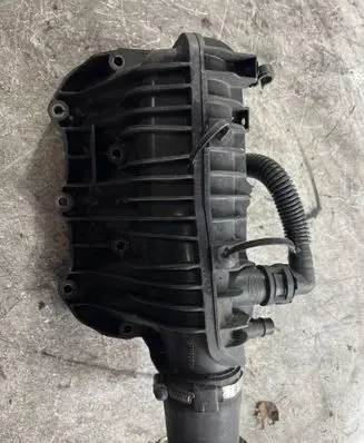 Ford Focus Intake manifold 1047092S01