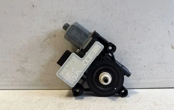 Volkswagen T-Roc Rear door window regulator motor 5Q0959408D