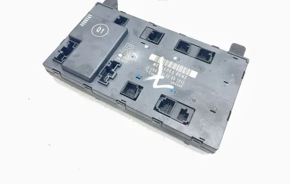 Mercedes-Benz CLK A209 C209 Door control unit/module 2098201226