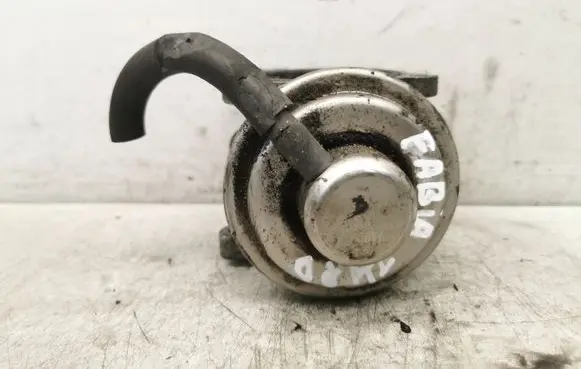 Skoda Fabia Mk1 (6Y) EGR valve 045129637A