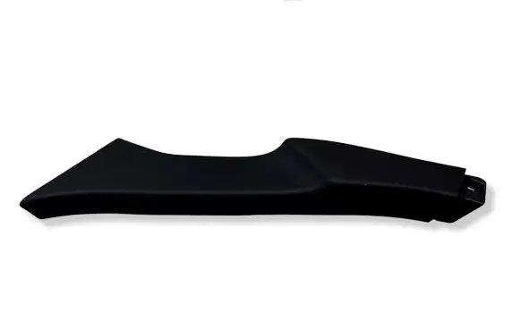 (D)pillar trim (top)