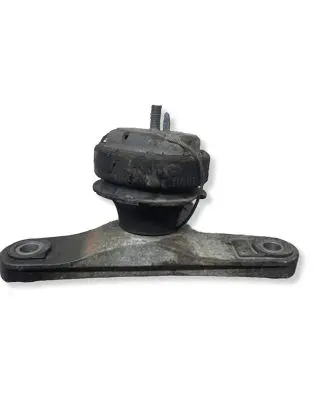 Volvo V40 Engine mount bracket 31359635 135963 31375717