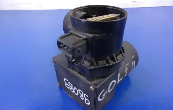 Volkswagen Golf III Central locking vacuum pump 