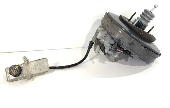 Citroen C4 II Picasso Brake booster 9814457780