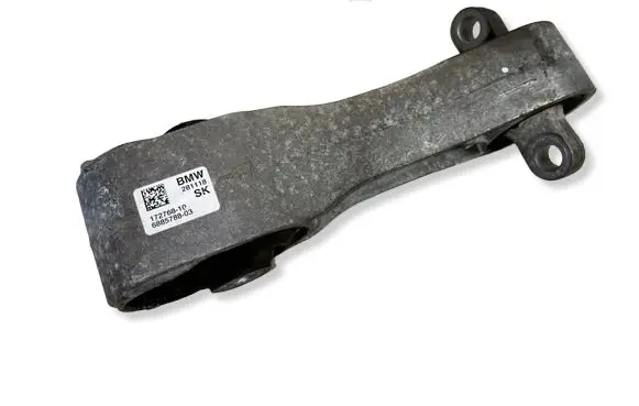 BMW 2 F46 Engine mount bracket 17276810