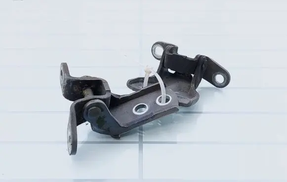 Toyota Avensis T250 Front door hinge set 