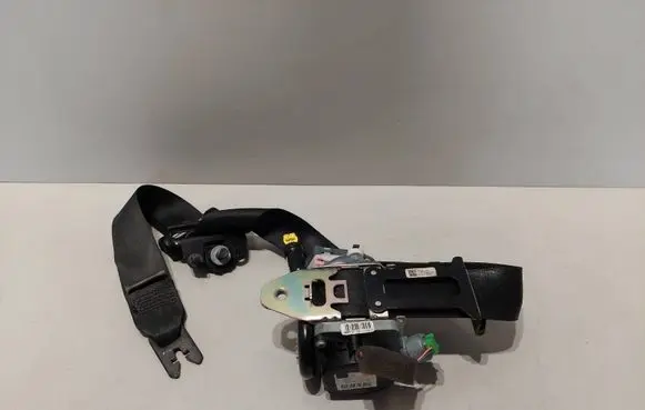 Volvo V60 Front seatbelt 616155700 012L0000