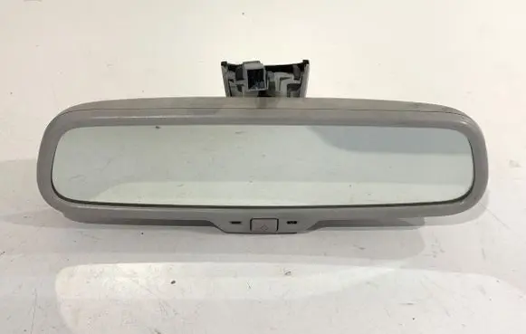 Rear view mirror (interior)