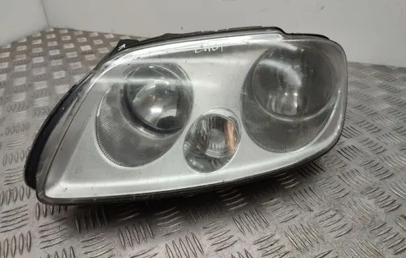 Volkswagen Caddy Headlight/headlamp 2K0941005B