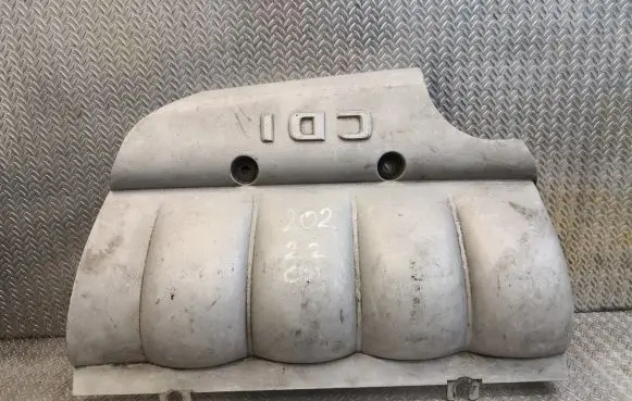 Mercedes-Benz C W202 Engine cover (trim) 6110100467