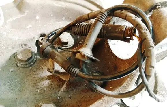 BMW 3 E90 E91 ABS brake wheel speed sensor 