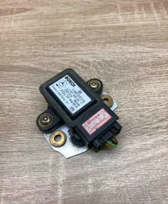 Mercedes-Benz Vaneo W414 ESP acceleration yaw rate sensor 0015404417 0265005219 WithPlug