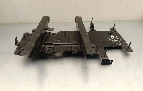 Citroen C4 III e-C4 Other engine bay part 9841537880