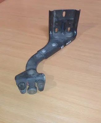 Mercedes-Benz Vito Viano W639 Sliding door middle roller runner A6397630147