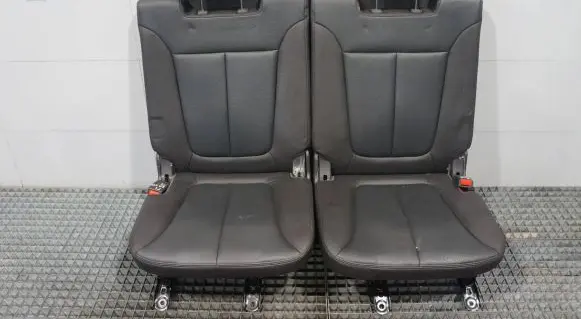 Hyundai Santa Fe Rear seat 